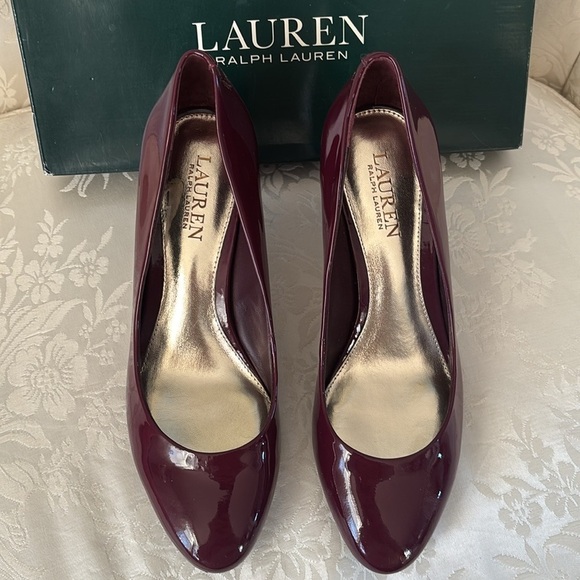 Lauren Ralph Lauren Genuine Patent Leather Burgundy Pumps Rounded Toe Heels Fall - Picture 3 of 14